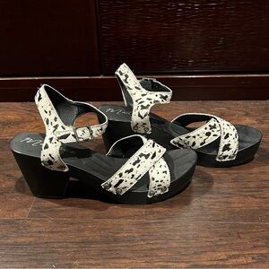 Matisse black and white calf hair wood heel sandals